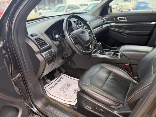 Shadow Black 2017 Ford Explorer sport