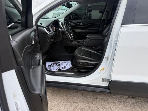 2021 GMC Acadia FWD SLT