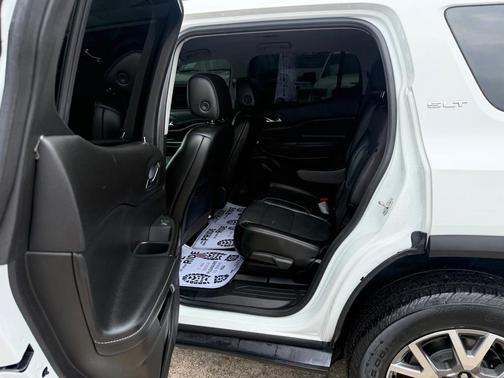 2021 GMC Acadia FWD SLT