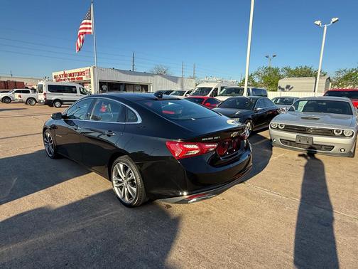 2021 Chevrolet Malibu FWD Premier