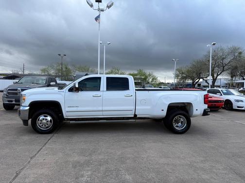 2019 GMC Sierra 3500 SLT