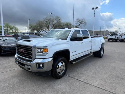 2019 GMC Sierra 3500 SLT