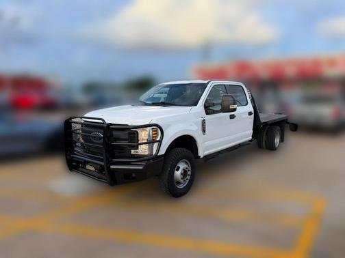 Oxford White 2018 Ford F-350 XL