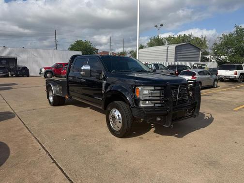 Shadow Black 2017 Ford F-450 Platinum