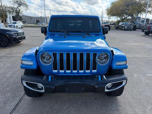 2023 Jeep Wrangler 4xe Sahara