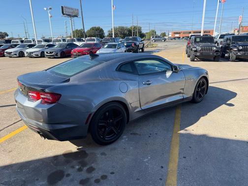 2022 Chevrolet Camaro 1LT