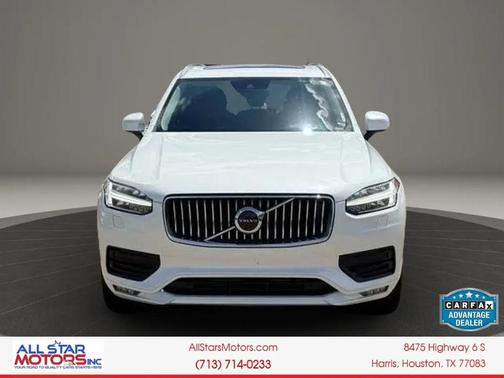 Crystal White Metallic 2020 Volvo XC90 T6 Momentum