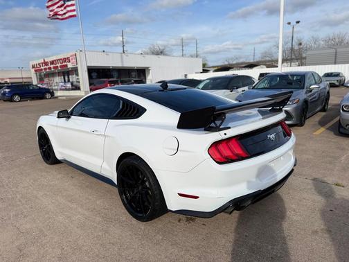 2020 Ford Mustang EcoBoost Premium