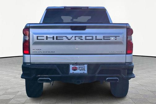2022 Chevrolet Silverado 1500 Custom Trail Boss