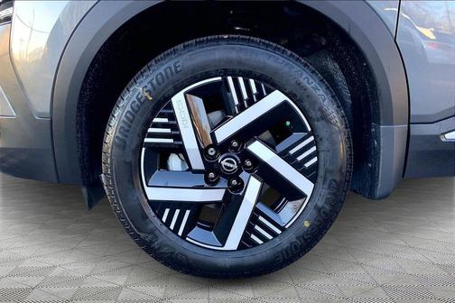 Gun Metallic 2026 Nissan Kicks SV