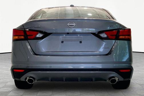 Gun Metallic 2024 Nissan Altima 2.5 SL
