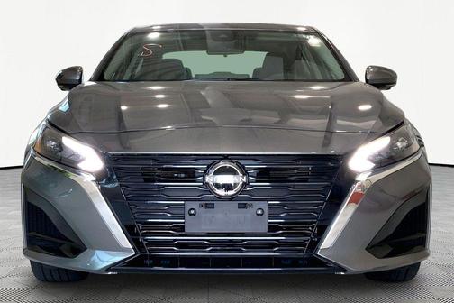 Gun Metallic 2024 Nissan Altima 2.5 SL