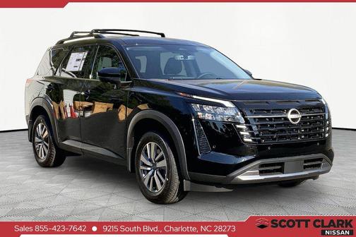 Super Black 2026 Nissan Pathfinder SL