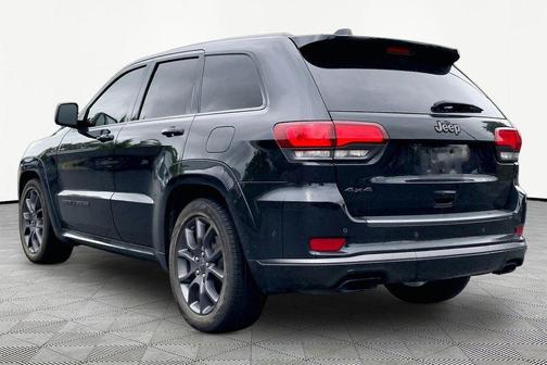 Diamond Black Crystal Pearlcoat 2020 Jeep Grand Cherokee High Altitude