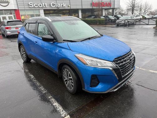 2023 Nissan Kicks SV