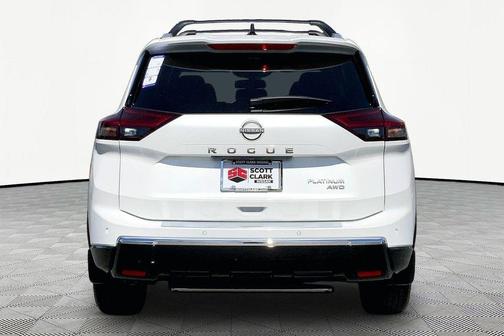 Everest White Pearl Tricoat 2026 Nissan Rogue Platinum