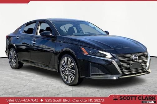 Super Black 2023 Nissan Altima 2.5 SL