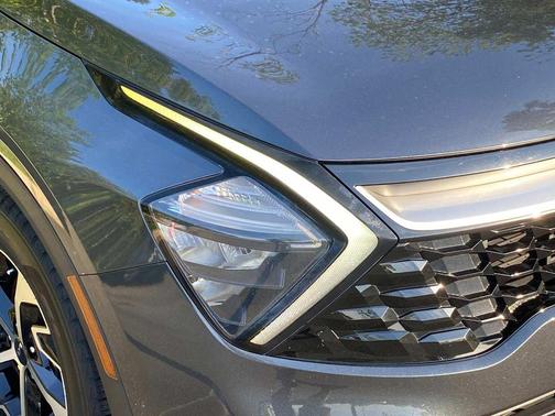 Gravity Gray 2023 Kia Sportage EX
