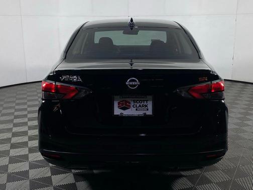 Super Black 2025 Nissan Versa 1.6 S