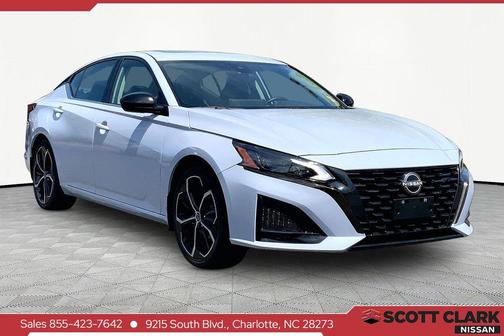Gray Sky Pearl 2023 Nissan Altima SR FWD