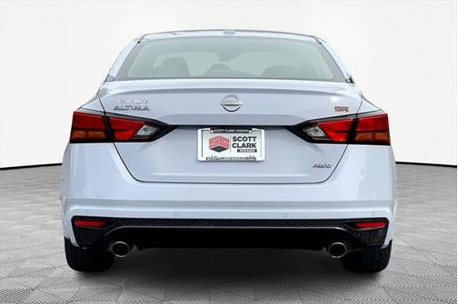 2024 Nissan Altima SR Intelligent AWD