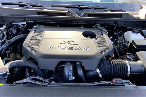 Everest White Pearl Tricoat 2026 Nissan Armada Platinum Reserve