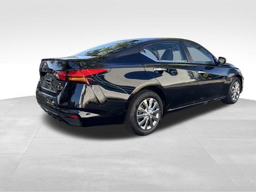 2024 Nissan Altima S FWD