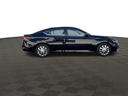 2024 Nissan Altima S FWD