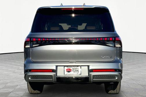 2025 INFINITI QX80 SENSORY AWD