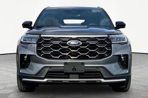 CARBONIZED GRAY METALLIC 2025 Ford Explorer Platinum
