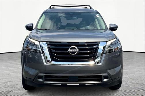 2022 Nissan Pathfinder SV 2WD