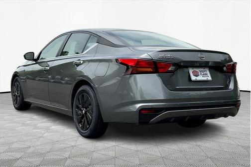 2023 Nissan Altima S FWD