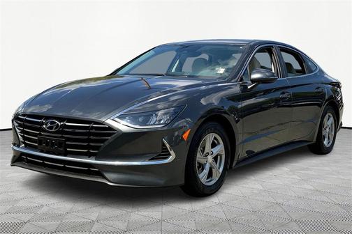 2022 Hyundai SONATA SE