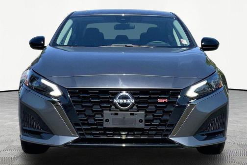 Gun Metallic 2023 Nissan Altima SR FWD