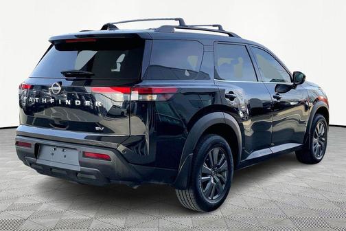 2022 Nissan Pathfinder SV 2WD