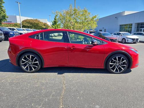 2024 Toyota Prius Prime XSE