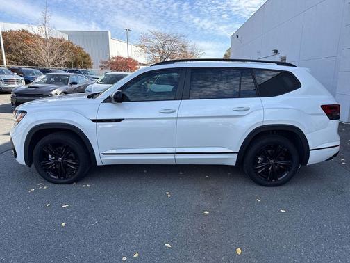 2023 Volkswagen Atlas 3.6L SEL