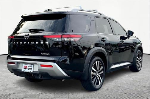 2024 Nissan Pathfinder Platinum FWD