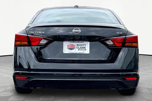 Super Black 2024 Nissan Altima 2.5 SV