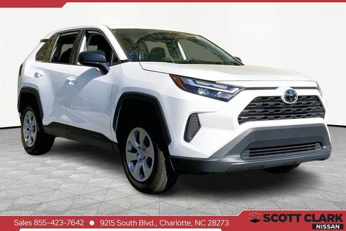 Ice Cap 2024 Toyota RAV4 LE