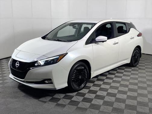 2025 Nissan Leaf SV PLUS