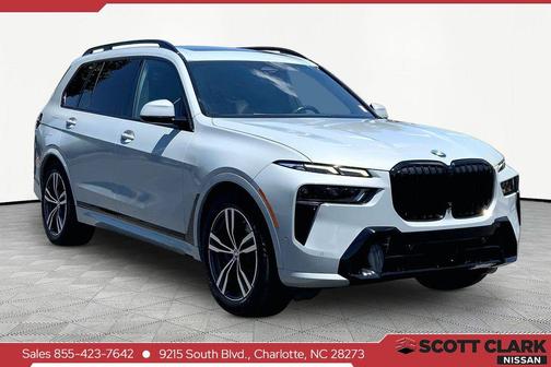 Brooklyn Grey Metallic 2023 BMW X7 xDrive40i