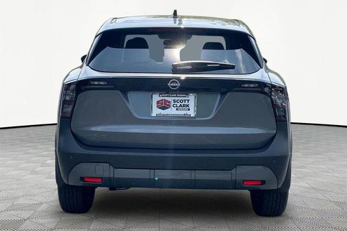 Gun Metallic 2025 Nissan Kicks SV