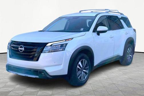 2023 Nissan Pathfinder SL 4WD