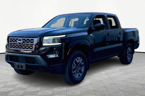 2024 Nissan Frontier SL