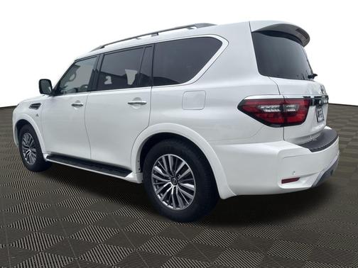 2022 Nissan Armada SL