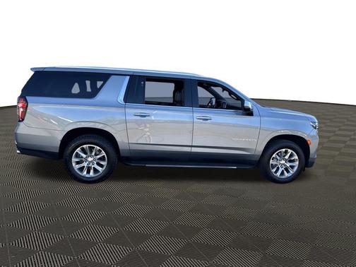 2024 Chevrolet Suburban Premier
