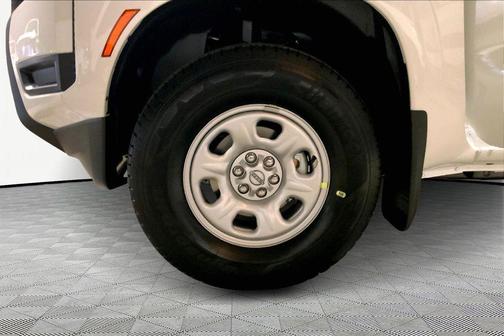 Glacier White 2026 Nissan Frontier S