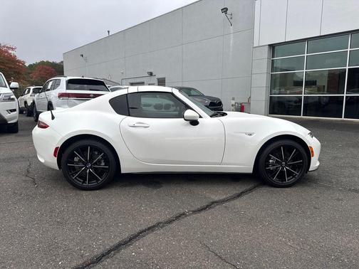 2025 Mazda MX-5 Miata RF Grand Touring