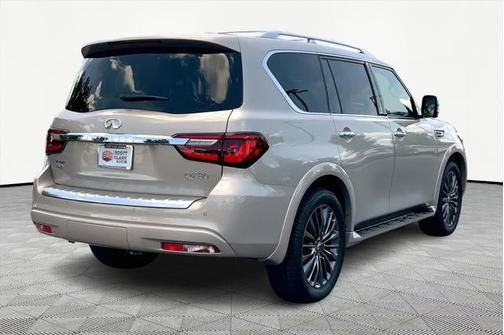2024 INFINITI QX80 SENSORY AWD